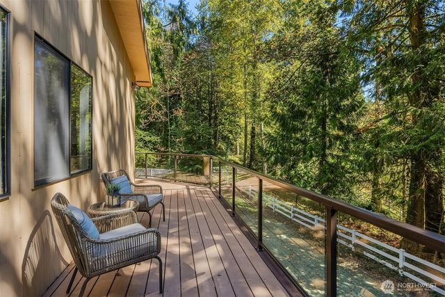 12034 206th Place SE, Issaquah, WA 98027