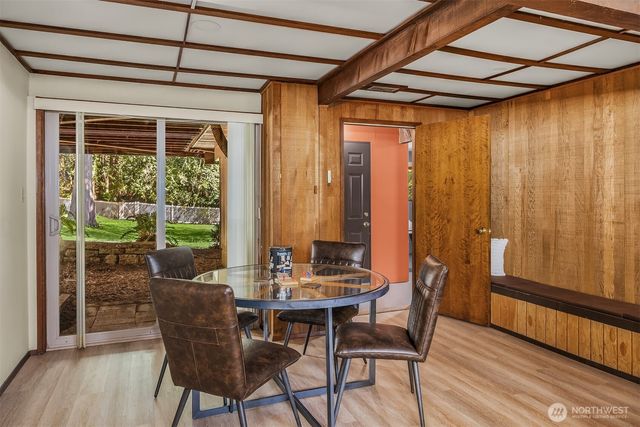 12034 206th Place SE, Issaquah, WA 98027