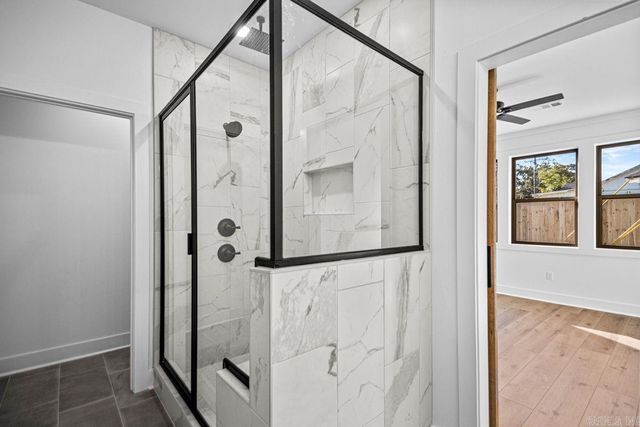 3851 Spencer Crossing Drive, Benton, AR 72019