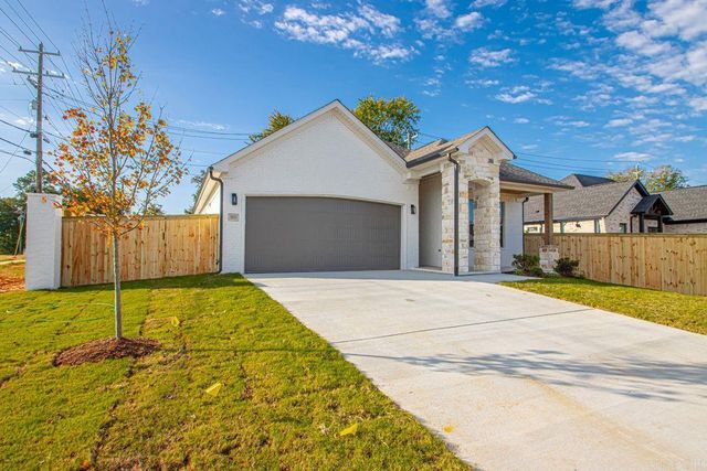 3851 Spencer Crossing Drive, Benton, AR 72019