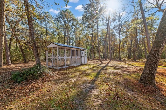 45 Oak Glen, Huntsville, TX 77320