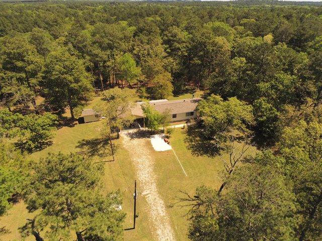 45 Oak Glen, Huntsville, TX 77320
