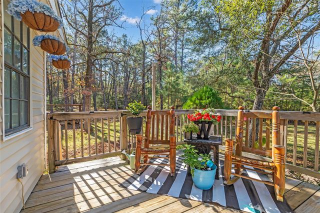 45 Oak Glen, Huntsville, TX 77320