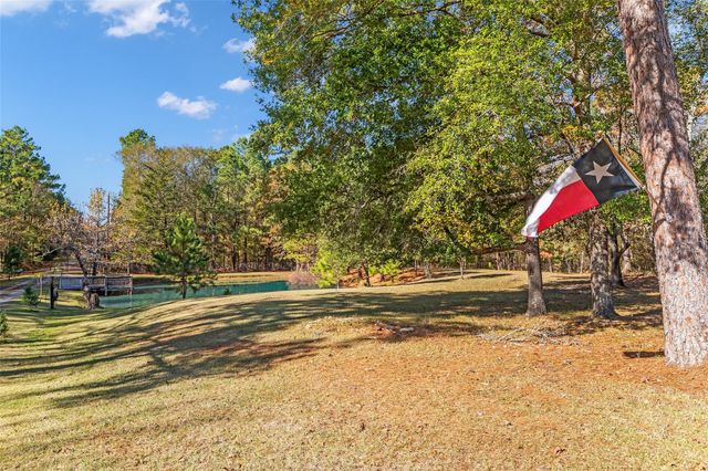 45 Oak Glen, Huntsville, TX 77320