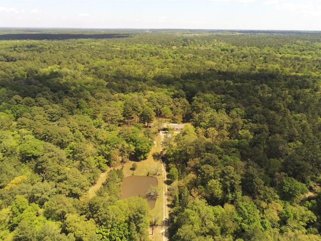 45 Oak Glen, Huntsville, TX 77320