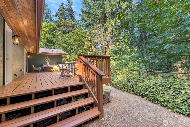 5811 Vickery Avenue E, Tacoma, WA 98443