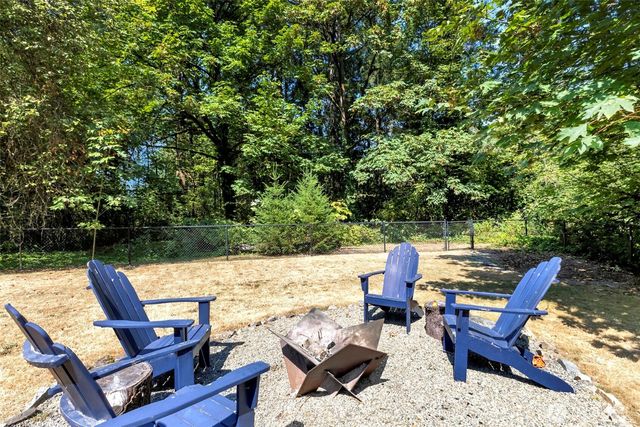 5811 Vickery Avenue E, Tacoma, WA 98443