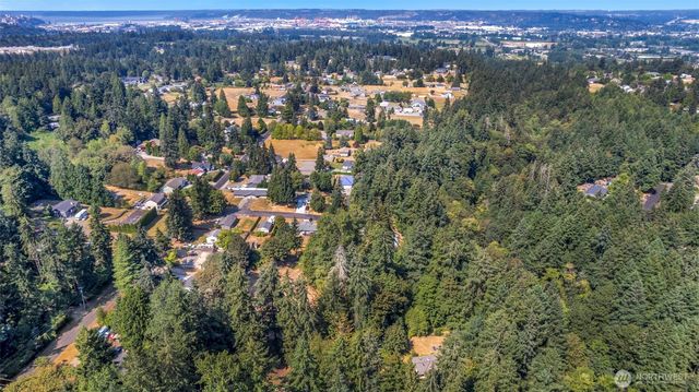 5811 Vickery Avenue E, Tacoma, WA 98443