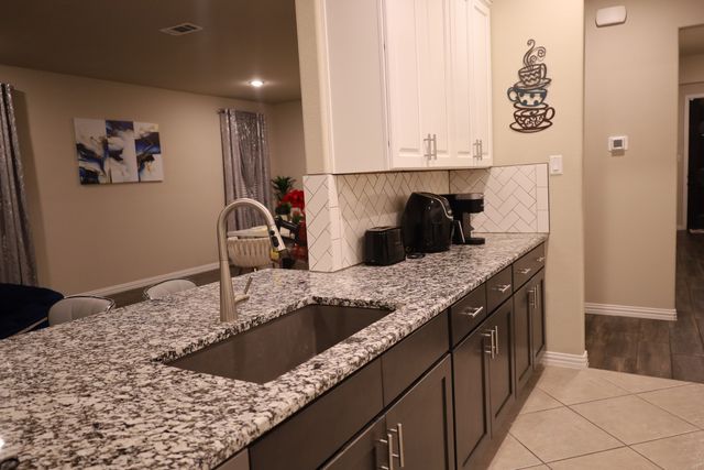 277 Allegheny Drive, Burleson, TX 76028