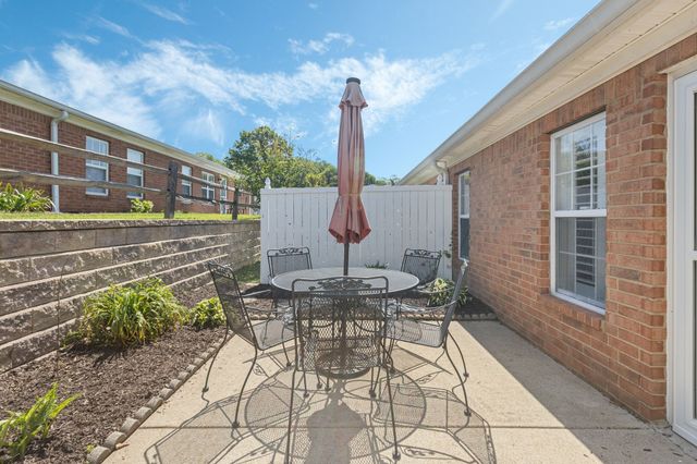 18 Holland Park Ln, Franklin, TN 37069