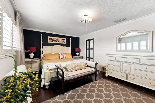 5900 NW 17th Place 203, Sunrise, FL 33313