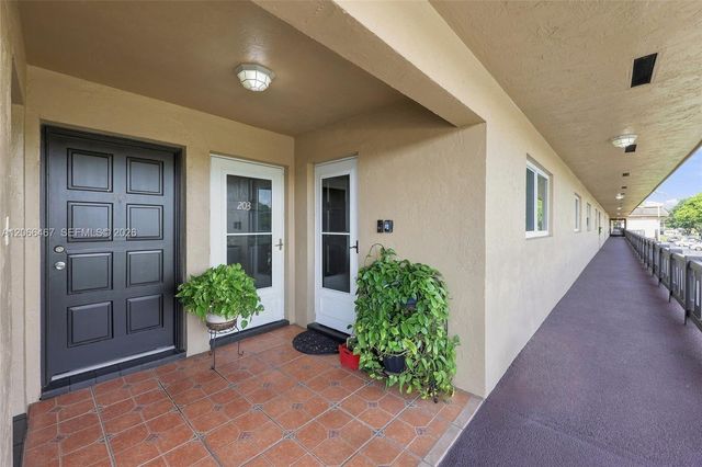5900 NW 17th Place 203, Sunrise, FL 33313