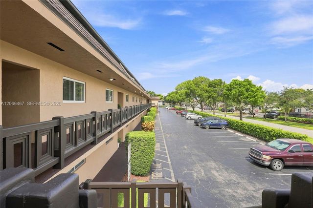 5900 NW 17th Place 203, Sunrise, FL 33313