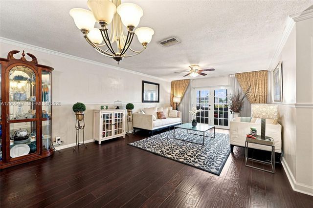 5900 NW 17th Place 203, Sunrise, FL 33313