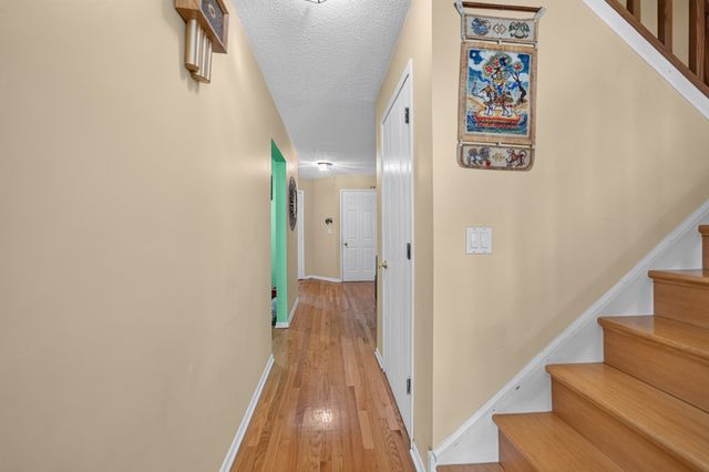 755 W Happfield Drive, Arlington Heights, IL 60004