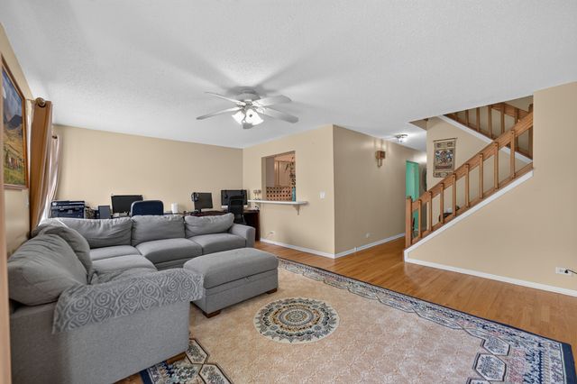 755 W Happfield Drive, Arlington Heights, IL 60004