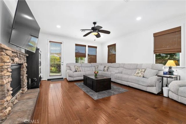 24521 Rosette, Valencia, CA 91354