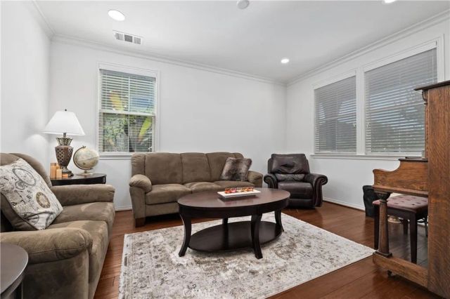 24521 Rosette, Valencia, CA 91354