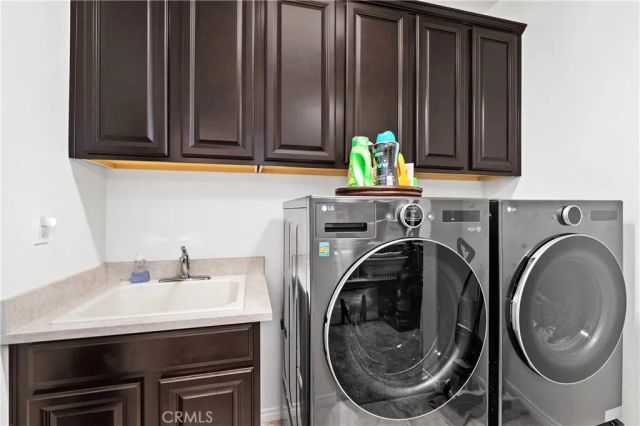 24521 Rosette, Valencia, CA 91354