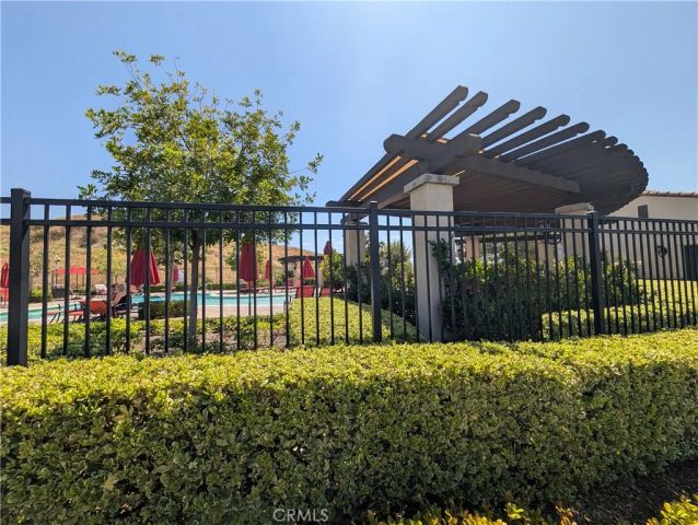 24521 Rosette, Valencia, CA 91354