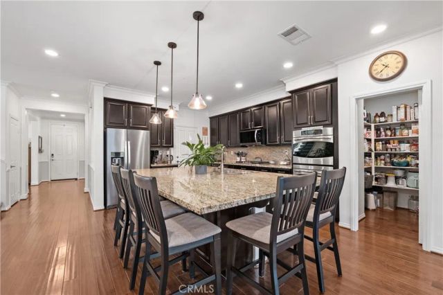 24521 Rosette, Valencia, CA 91354