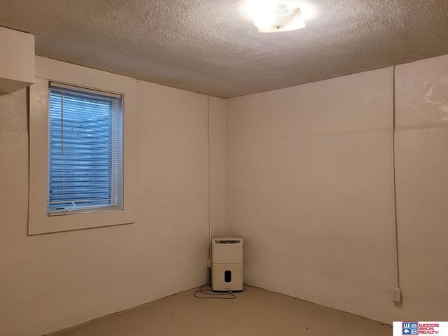 920 N 7th Street, Seward, NE 68434