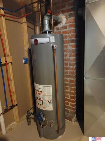 920 N 7th Street, Seward, NE 68434