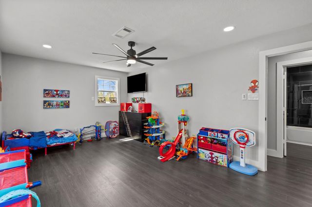 5406 S Tower Road, Santa Fe, TX 77517