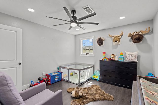 5406 S Tower Road, Santa Fe, TX 77517