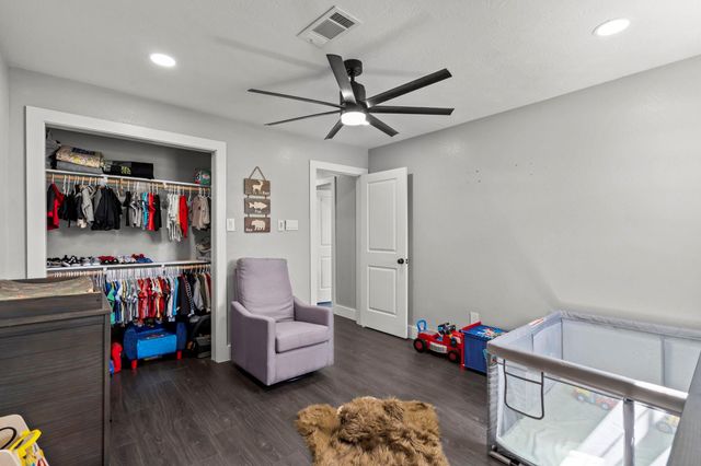 5406 S Tower Road, Santa Fe, TX 77517