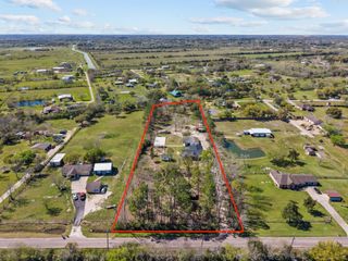 5406 S Tower Road, Santa Fe, TX 77517