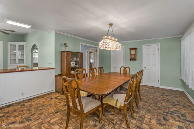 939 Elmwood Street, Shreveport, LA 71104