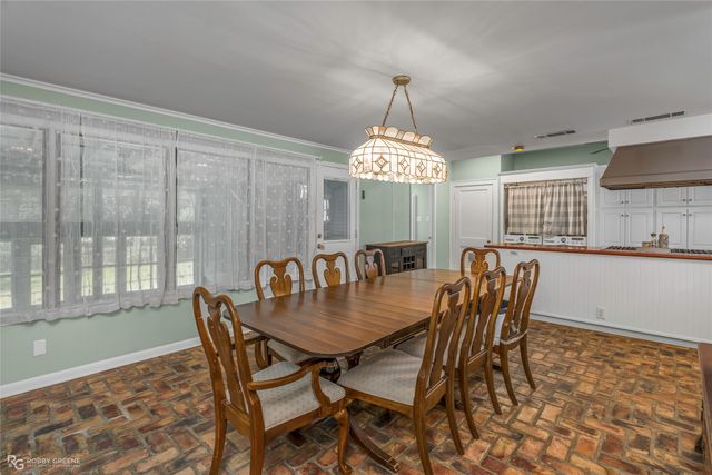 939 Elmwood Street, Shreveport, LA 71104