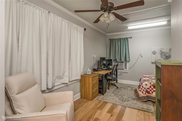 939 Elmwood Street, Shreveport, LA 71104
