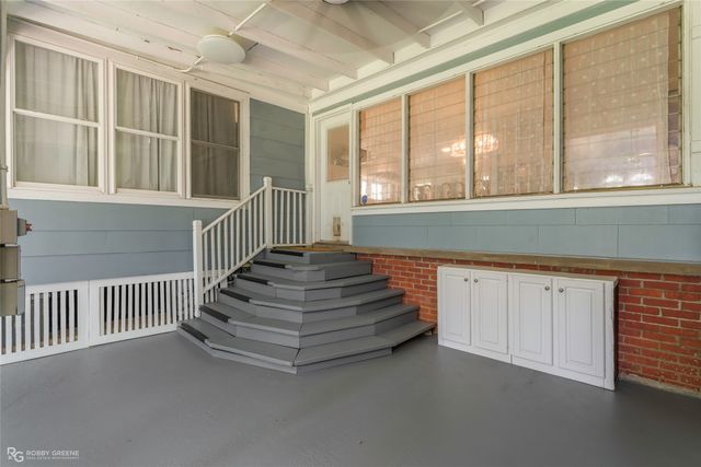939 Elmwood Street, Shreveport, LA 71104