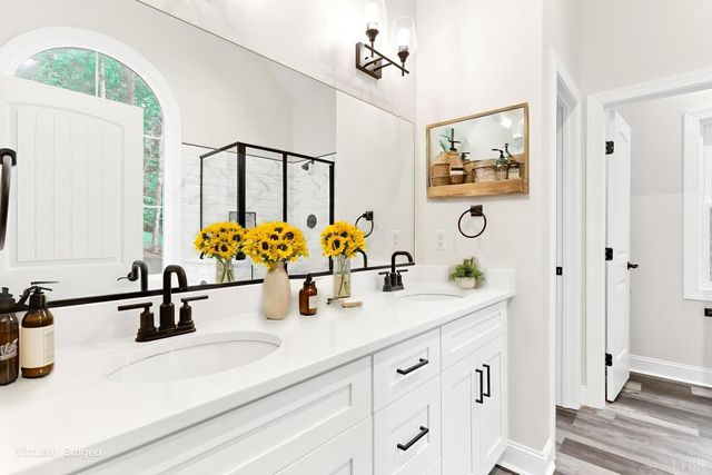 5610 Old Cifax Road, Goode, VA 24556