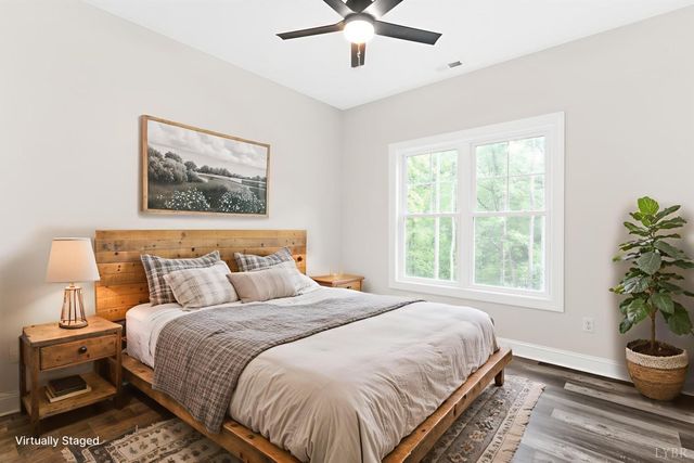 5610 Old Cifax Road, Goode, VA 24556