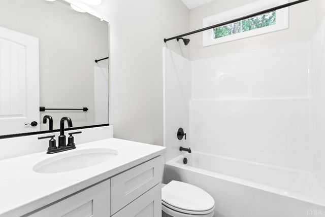 5610 Old Cifax Road, Goode, VA 24556