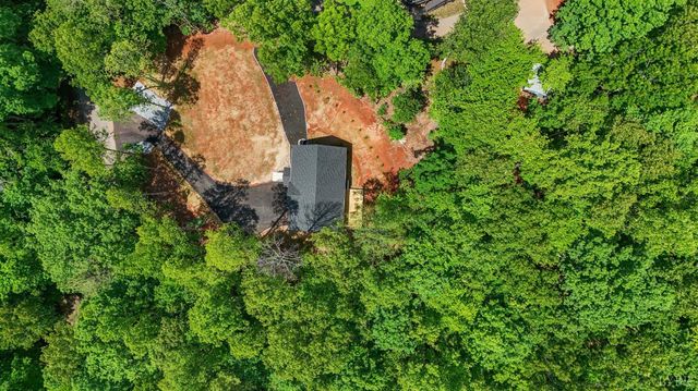 5610 Old Cifax Road, Goode, VA 24556