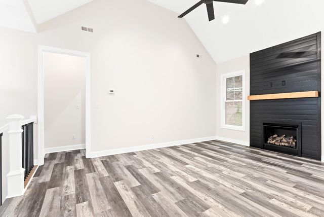 5610 Old Cifax Road, Goode, VA 24556