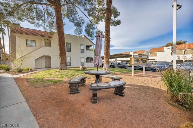 711 Bass Drive D, Henderson, NV 89014