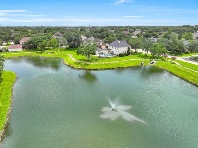 2906 Palmer Drive, Friendswood, TX 77546