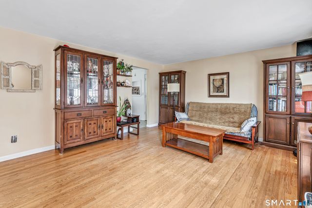 102 Geneva Terrace, Fairfield, CT 06824
