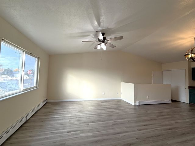 3200 Bunting Avenue, Clifton, CO 81520