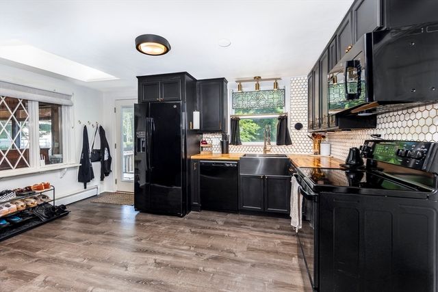 567 Cabot St, Beverly, MA 01915