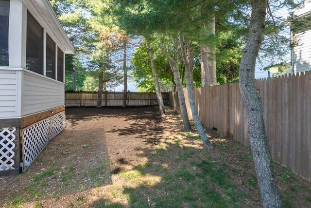 567 Cabot St, Beverly, MA 01915