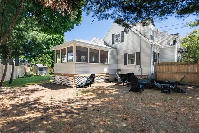 567 Cabot St, Beverly, MA 01915