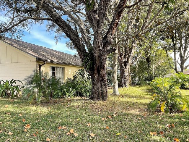 8200 MILL CREEK LANE, Hudson, FL 34667