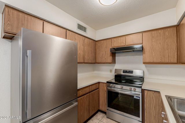 17225 N 16TH Street 10, Phoenix, AZ 85022