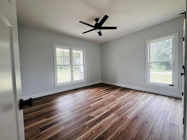 1396 Greenbrier Drive, Mount Vernon, OH 43050